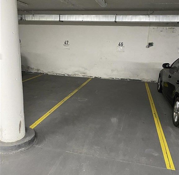 Pronájem garážového stání 15 m² - foto 2