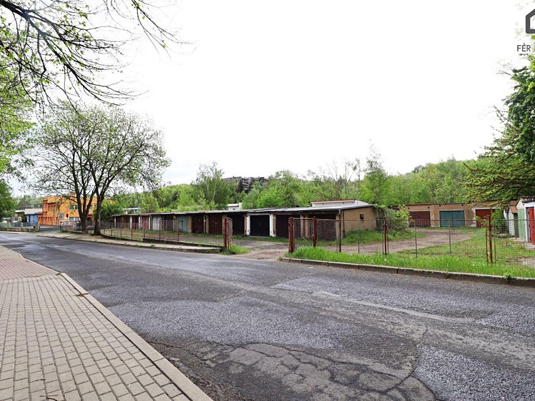 Pronájem garáže 24 m² - foto 3