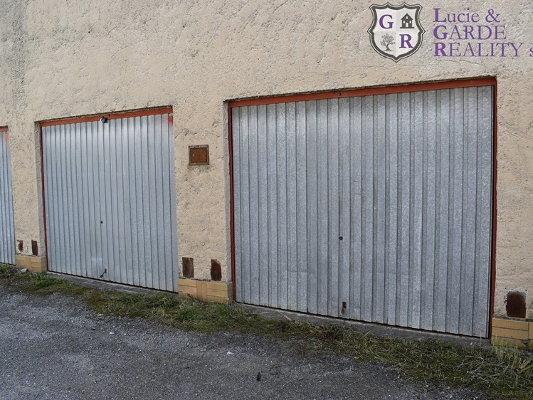 Pronájem garáže 18 m² - foto 1