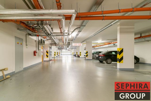 Pronájem garážového stání 12 m² - foto 2