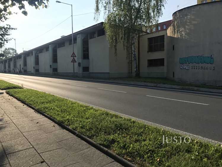 Pronájem garážového stání 16 m² - foto 4