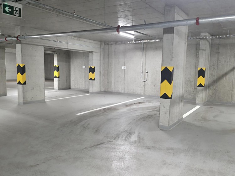 Pronájem garážového stání 13 m² - foto 3