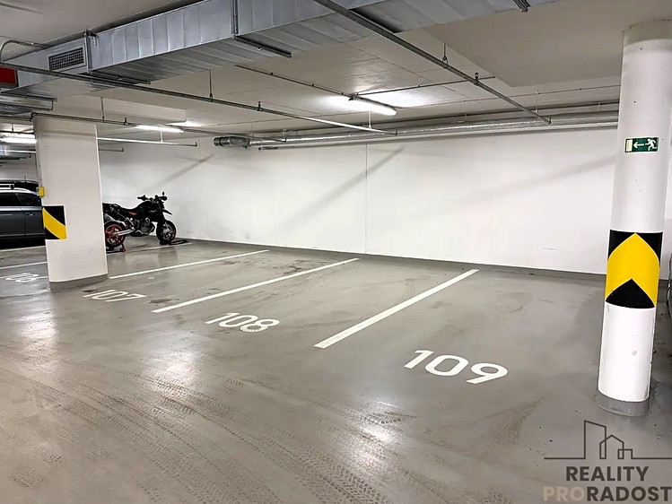 Pronájem garáže 14 m² - foto 4