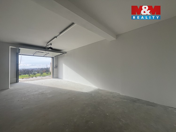 Pronájem garáže 43 m² - foto 4