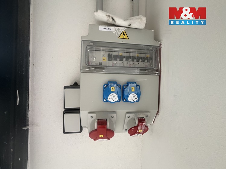 Pronájem garáže 43 m² - foto 5