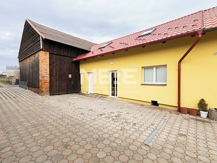 Pronájem specifického typu nemovitosti 70 m² - foto 1