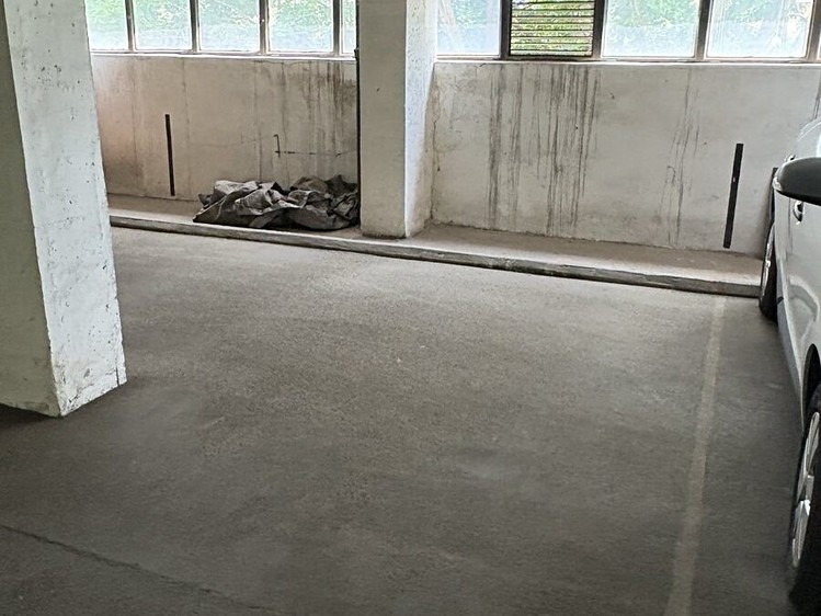 Pronájem garážového stání 16 m² - foto 4