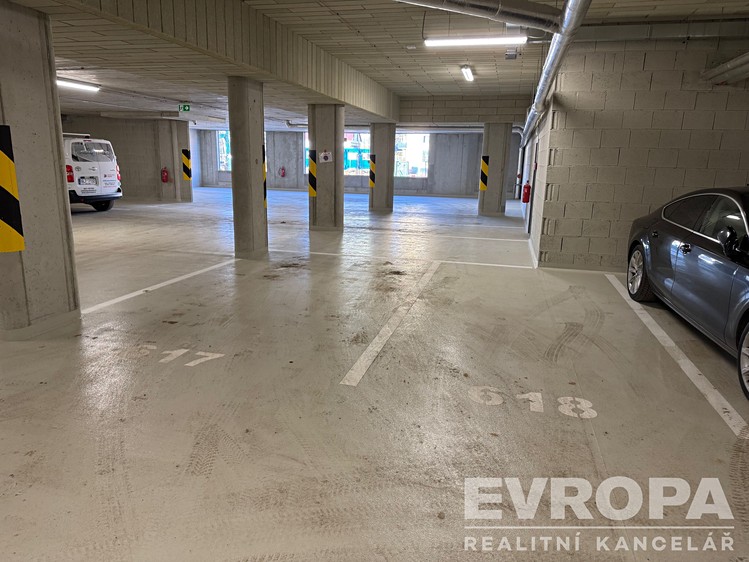 Pronájem garáže 16 m² - foto 2