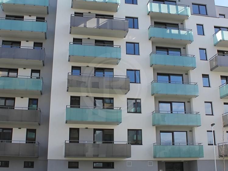 Pronájem garážového stání 18 m² - foto 5