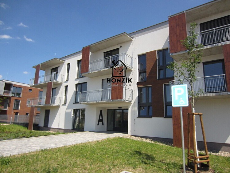 Pronájem specifického typu nemovitosti 14 m² - foto 4