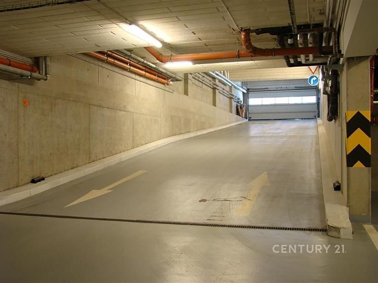 Pronájem garážového stání 5 m² - foto 3