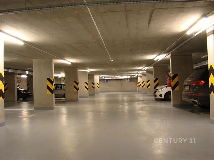 Pronájem garážového stání 5 m² - foto 7