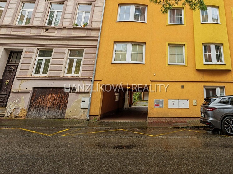Pronájem specifického typu nemovitosti 13 m² - foto 3
