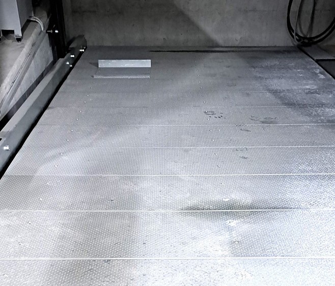 Pronájem garážového stání 15 m² - foto 3