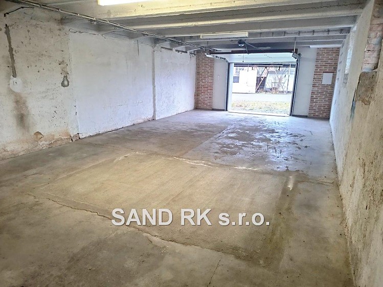 Pronájem garáže 80 m² - foto 1
