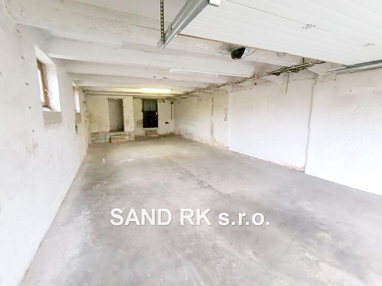 Pronájem garáže 80 m² - foto 2