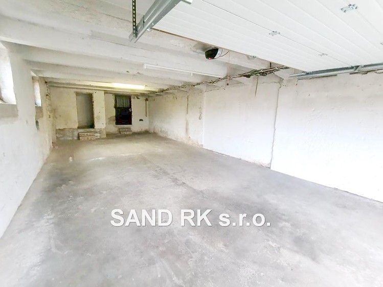 Pronájem garáže 80 m² - foto 5