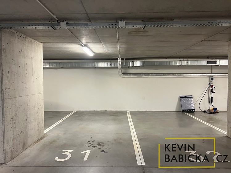 Pronájem garáže 13 m² - foto 2
