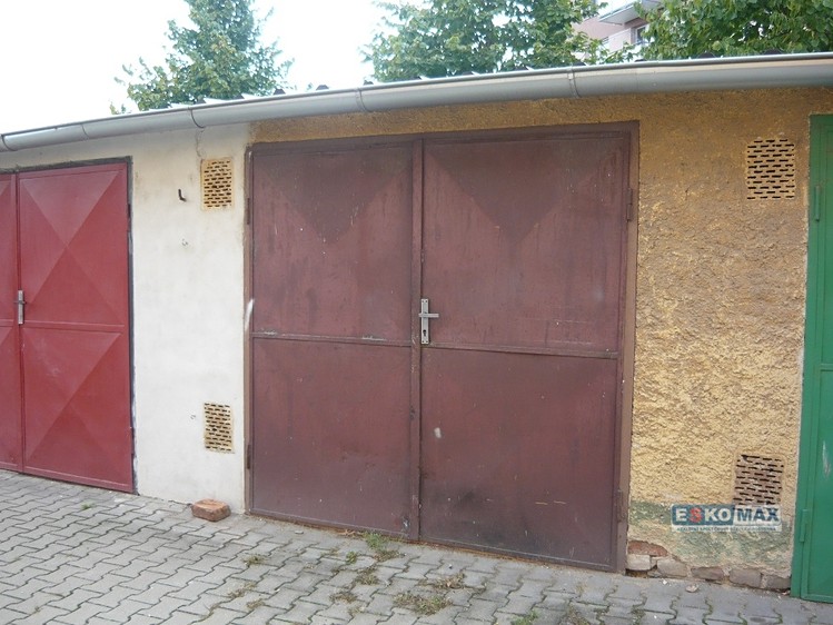 Pronájem garáže 16 m² - foto 1