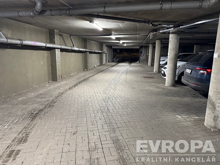 Pronájem garáže 16 m² - foto 3