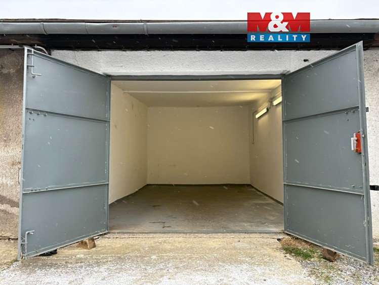 Pronájem garáže 22 m² - foto 1