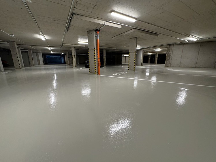 Pronájem garážového stání 13 m² - foto 4
