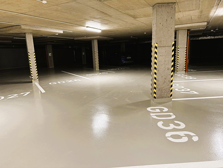 Pronájem garážového stání 13 m² - foto 6