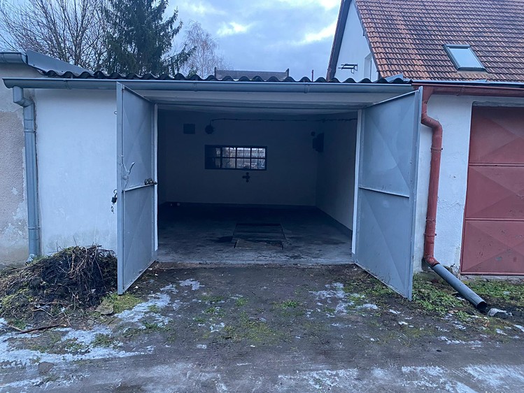 Pronájem garáže 28 m² - foto 2