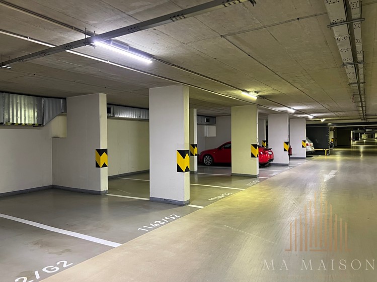 Pronájem garážového stání 16 m² - foto 2