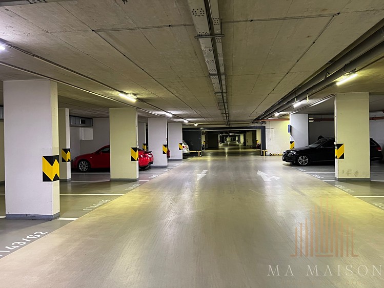Pronájem garážového stání 16 m² - foto 4