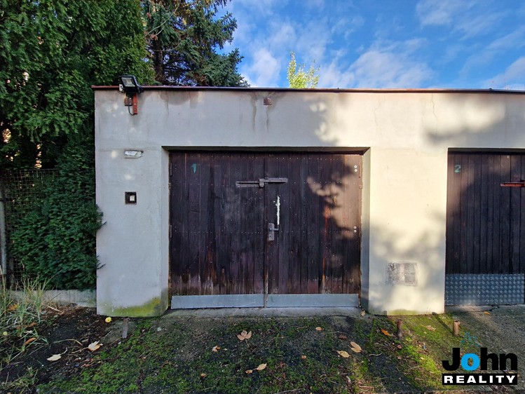 Pronájem garáže 18 m² - foto 1