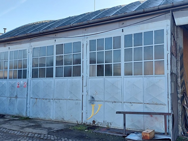 Pronájem garáže 171 m² - foto 4