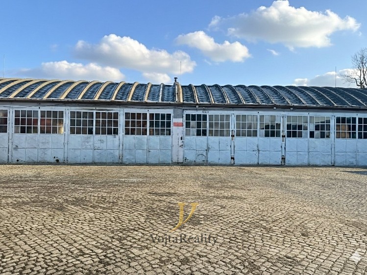 Pronájem garáže 171 m² - foto 5