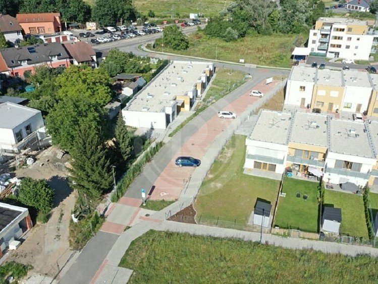 Pronájem specifického typu nemovitosti 16 m² - foto 4