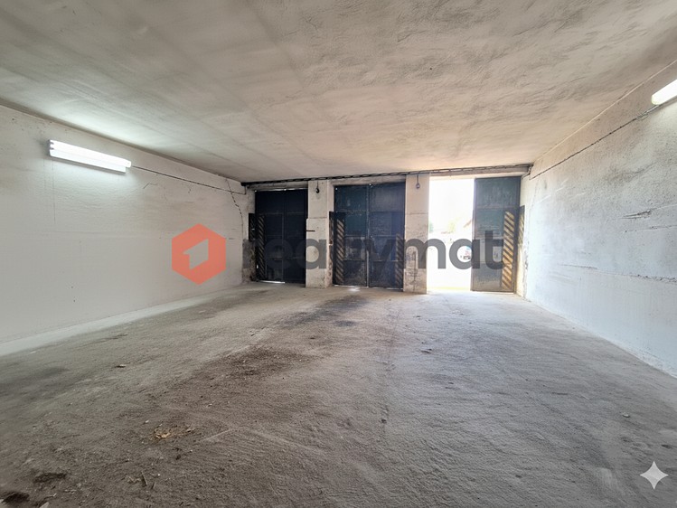 Pronájem garáže 110 m² - foto 2