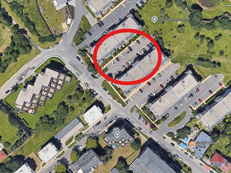 Pronájem garážového stání 12 m² - foto 3