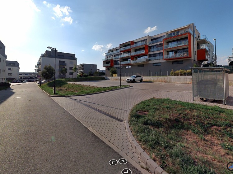 Pronájem garážového stání 12 m² - foto 1