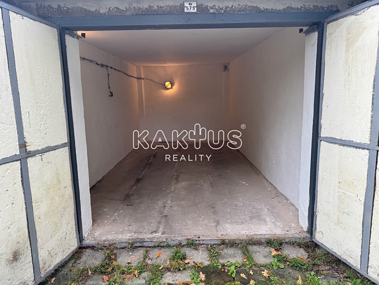 Pronájem garáže 20 m² - foto 2