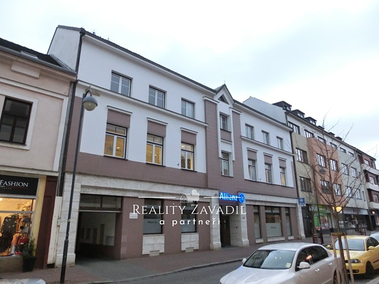 Pronájem garážového stání 12 m² - foto 3