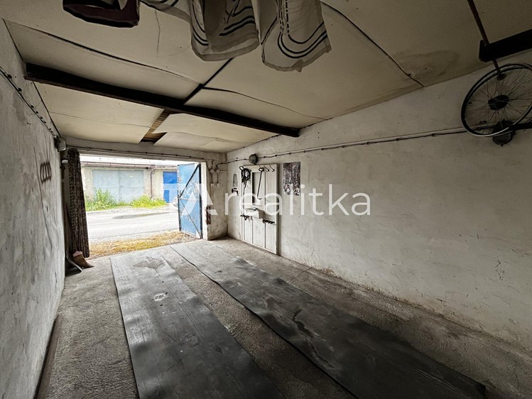 Pronájem garáže 22 m² - foto 1
