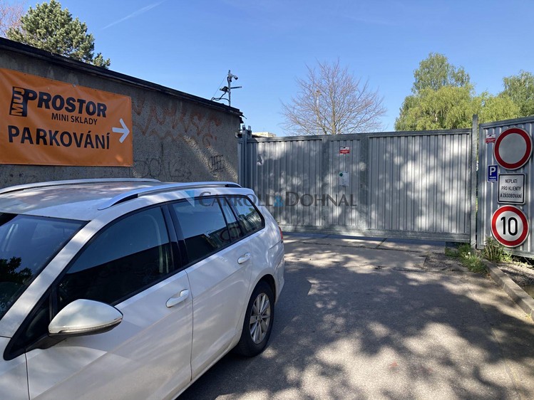 Pronájem garážového stání 15 m² - foto 6