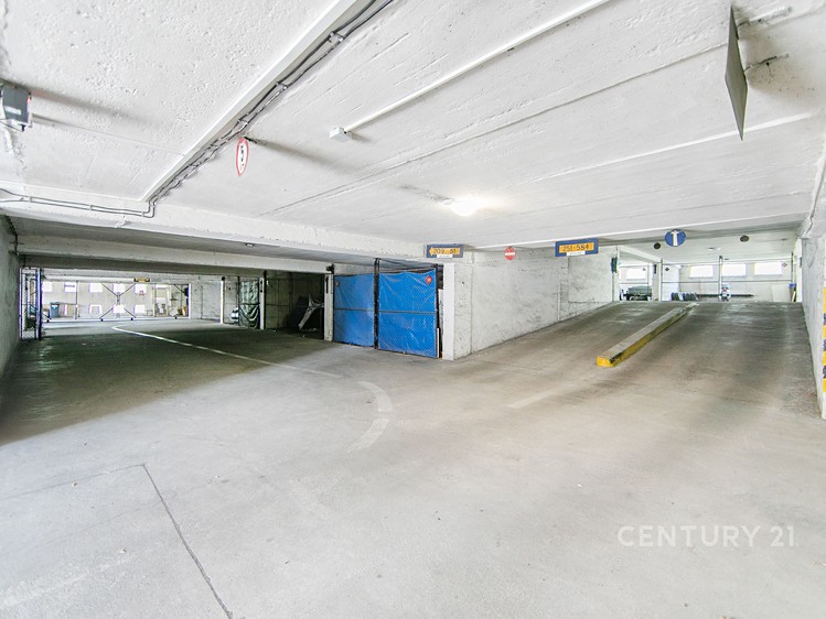 Pronájem garážového stání 12 m² - foto 5