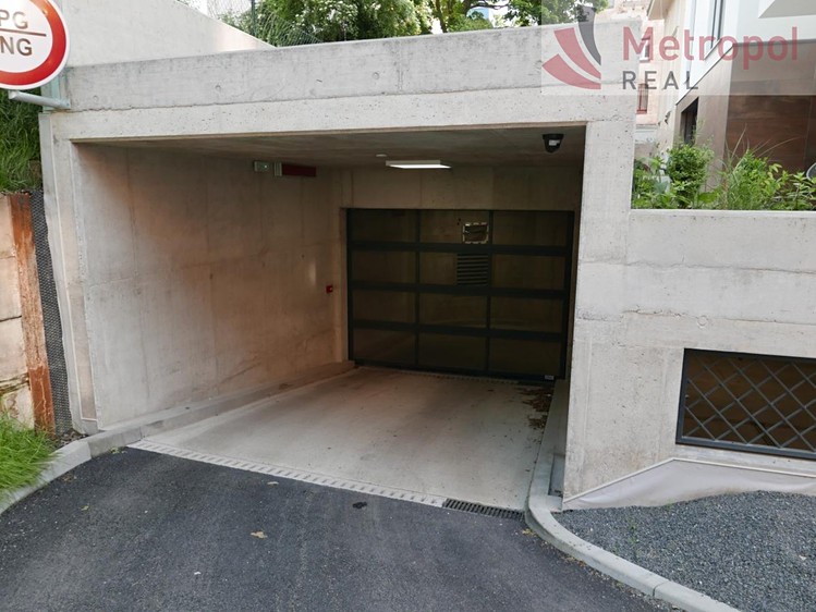 Pronájem garáže 13 m² - foto 4