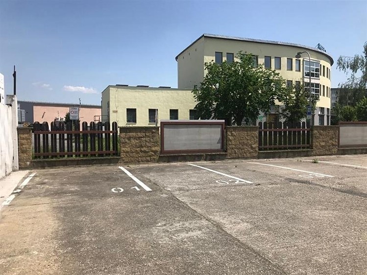 Pronájem specifického typu nemovitosti 13 m² - foto 1