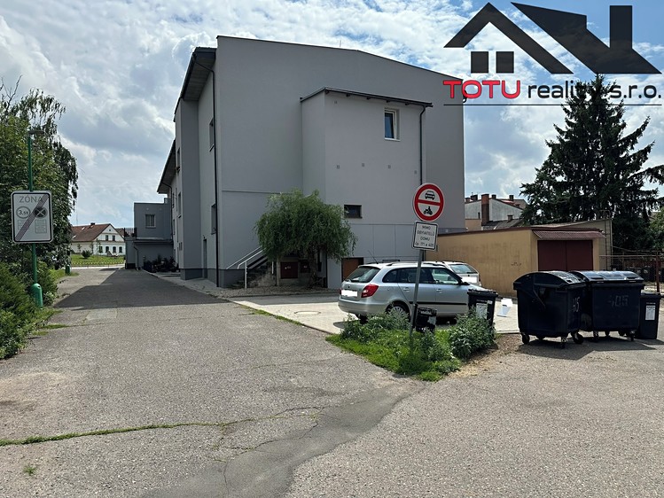 Pronájem specifického typu nemovitosti 18 m² - foto 3