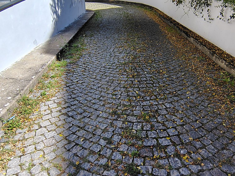 Pronájem garážového stání 11 m² - foto 2