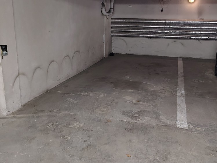Pronájem garážového stání 11 m² - foto 5