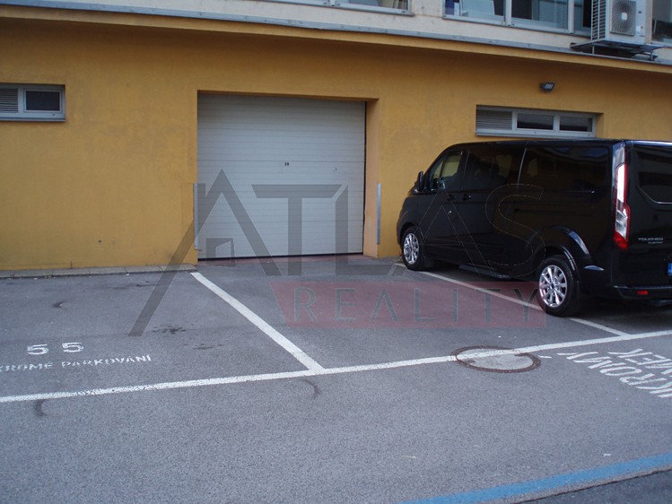 Pronájem garáže 20 m² - foto 1