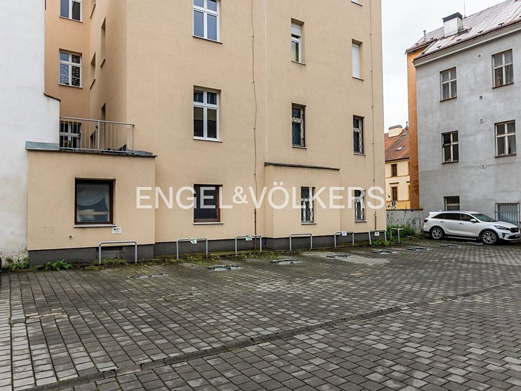 Pronájem specifického typu nemovitosti 9 m² - foto 1