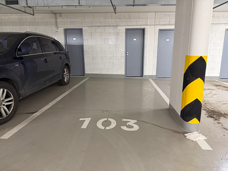 Pronájem garážového stání 15 m² - foto 5